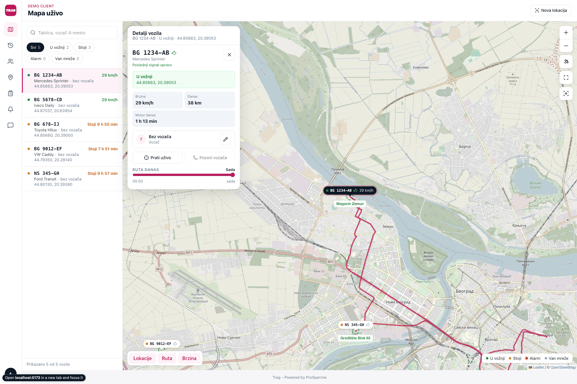 TRAG web aplikacija: mapa uživo sa listom vozila, izabranim vozilom u vožnji, detaljima vozila i rutom za danas